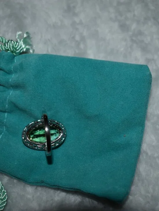 ring - Picture 3 of 4